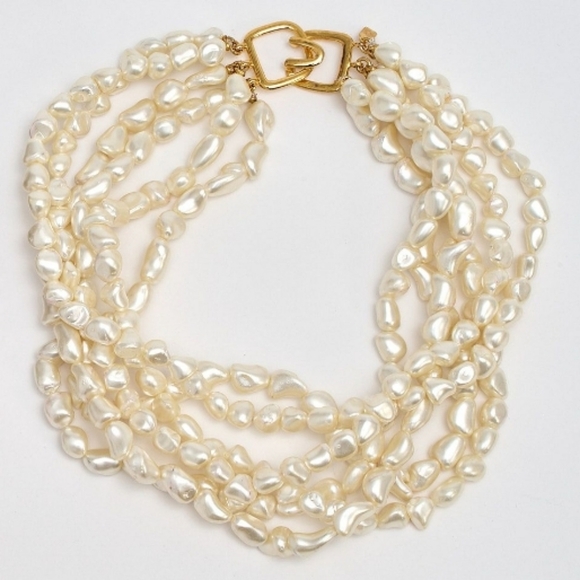 Elegant Pearl Necklace Kenneth Jay Lane - Picture 6 of 11
